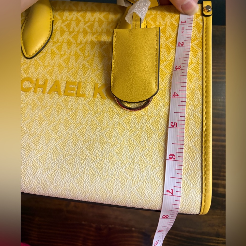 NWT Michael Kors Mirella Daisy Yellow Ombré Satchel with Detachable Strap - Picture 12 of 16